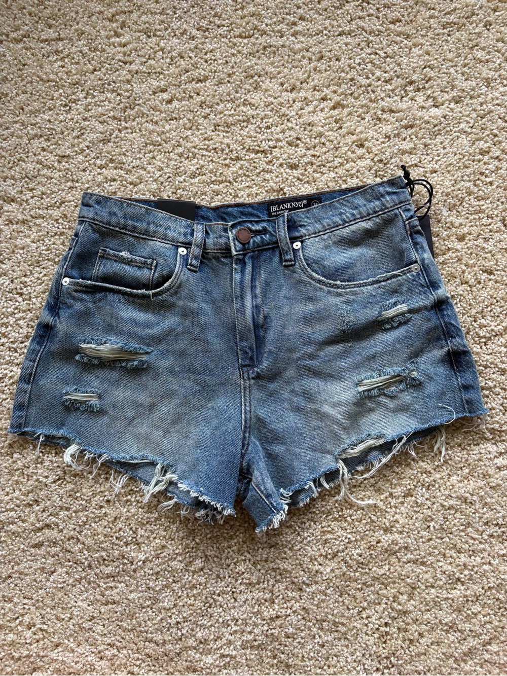 BLANKNYC The Barrow High Rise Distressed Denim‎ Cutoff Shorts Size 28 NWT